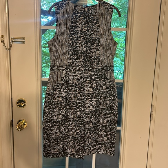 Calvin Klein, size 12 Dress, animal print - Picture 4 of 8